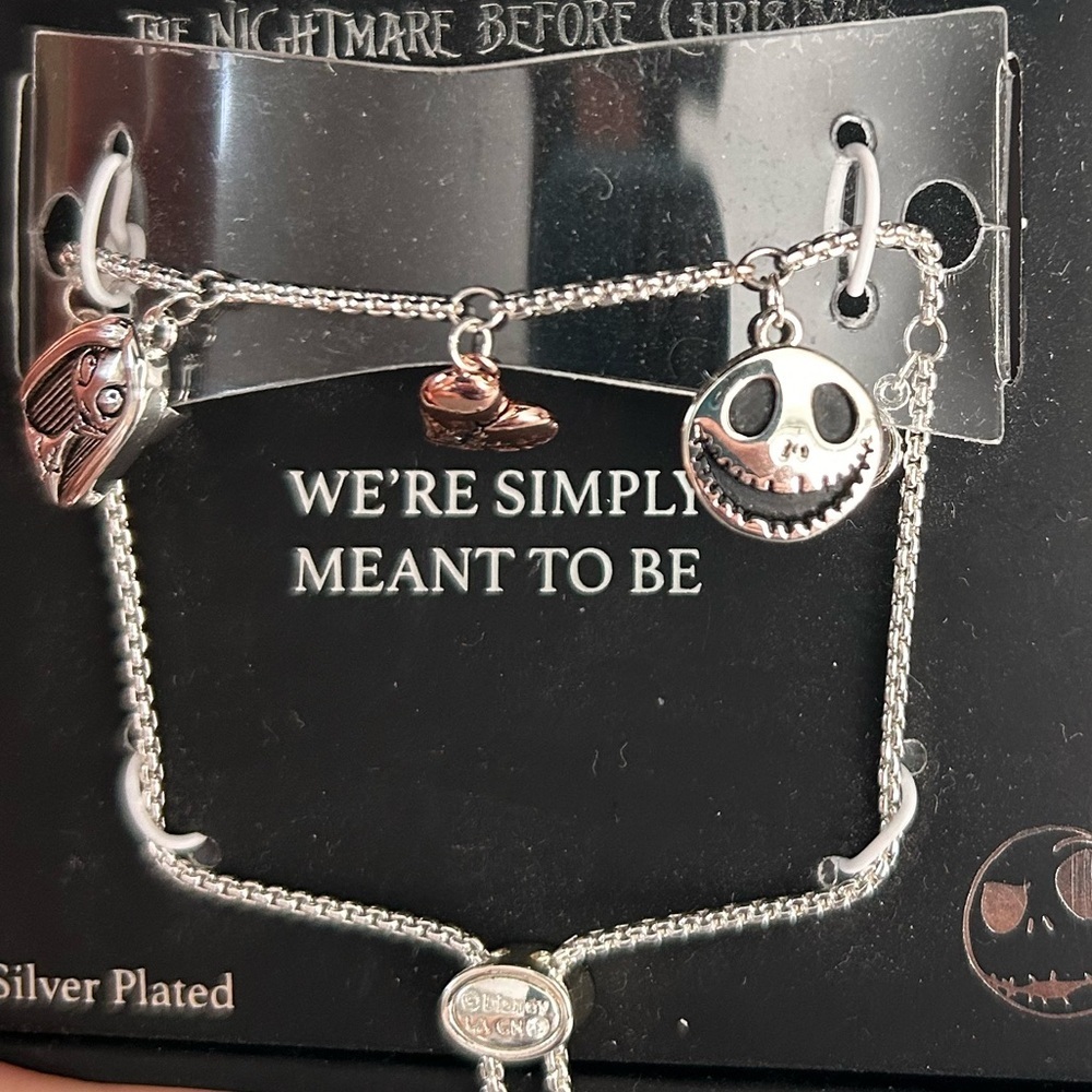 Disney Nightmare Before Christmas Bracelet - Picture 3 of 9